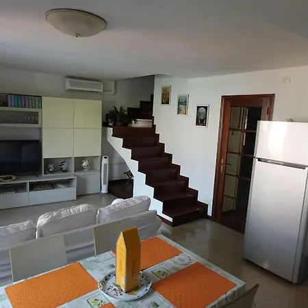 Сasa de vacaciones Palazzina Storica Al Mare,