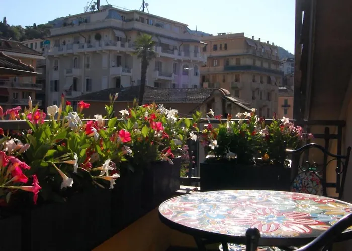 Palazzina Storica Al Mare, * Rapallo